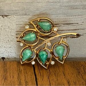 Elegant Gold and Green Leaf Brooch